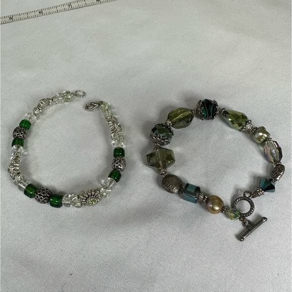 Two green tone bracelets - Picture 1 of 5
